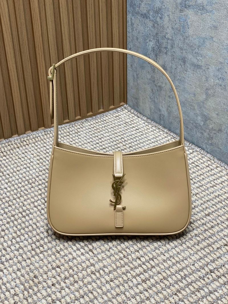 Y51 hobo bags